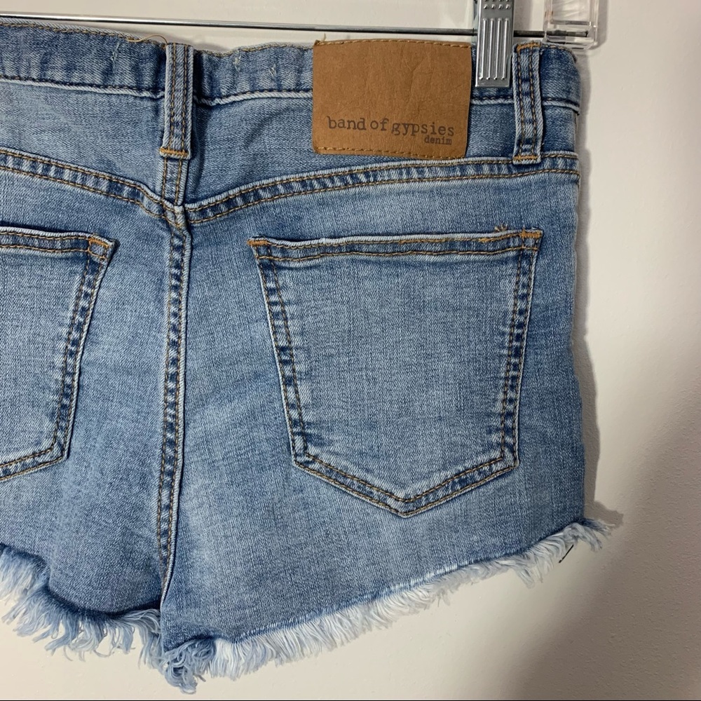 Band of Gypsies Zoey Frayed Hem Button Fly Distressed Shorts Size 25 - Picture 8 of 12